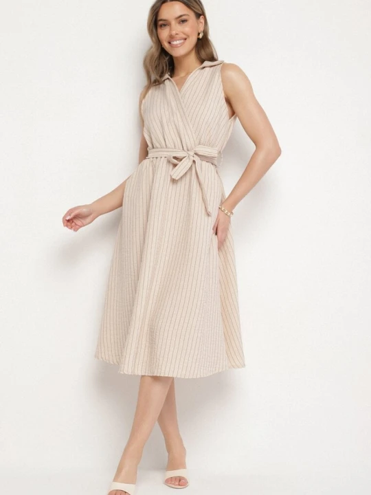 Zdjęcie produktu Beżowa Sukienka o Koszulowym Kroju Bez Rękawów z Wiązanym Paskiem Liriora New Collection