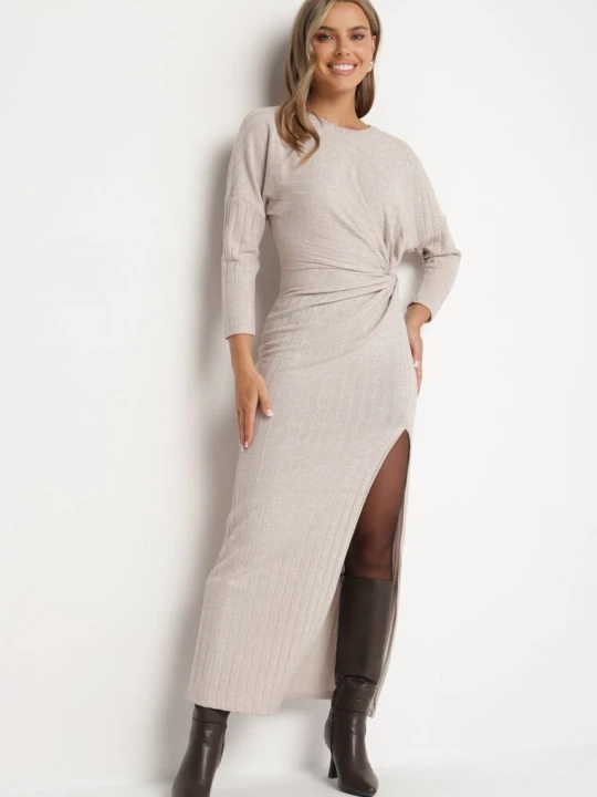 Zdjęcie produktu Beżowa Sukienka z Wiskozą Ozdobiona Wiązaniem i Metaliczną Nicią Ellinira New Collection