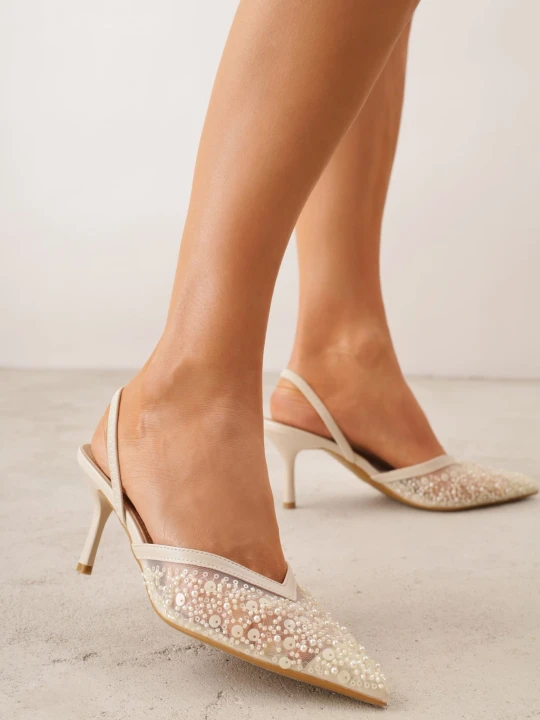 Zdjęcie produktu Beżowe Cekinowe Czółenka VICES Slingback na Szpilce z Noskiem w Szpic Ozdobione Perłami i Koralikami Kleomene