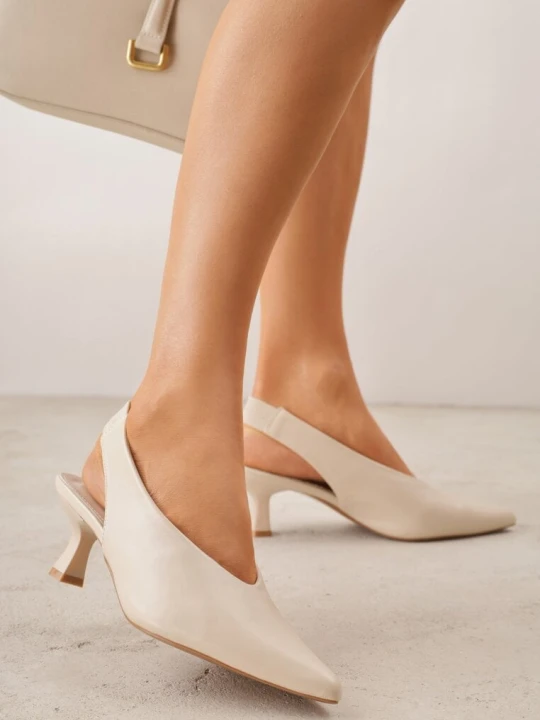 Zdjęcie produktu Beżowe Czółenka Sandały Vices na Kaczuszce Typu Slingback Liluriela