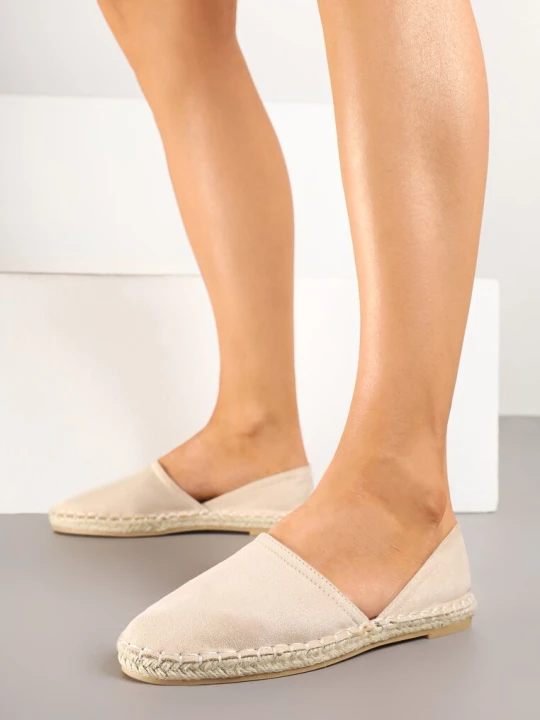 Zdjęcie produktu Beżowe Espadryle Ozdobione Wyciętą Cholewką i Plecionką Wommea Bellucci