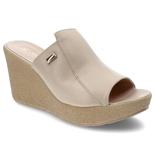 Zdjęcie produktu Beżowe Klapki Lamanti Skórzane Buty Damskie