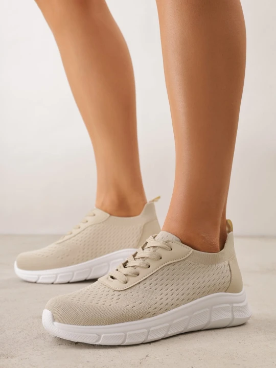 Zdjęcie produktu Beżowe Minimalistyczne Buty Sportowe z Siateczki na Tłoczonej Podeszwie Zanera Ballada