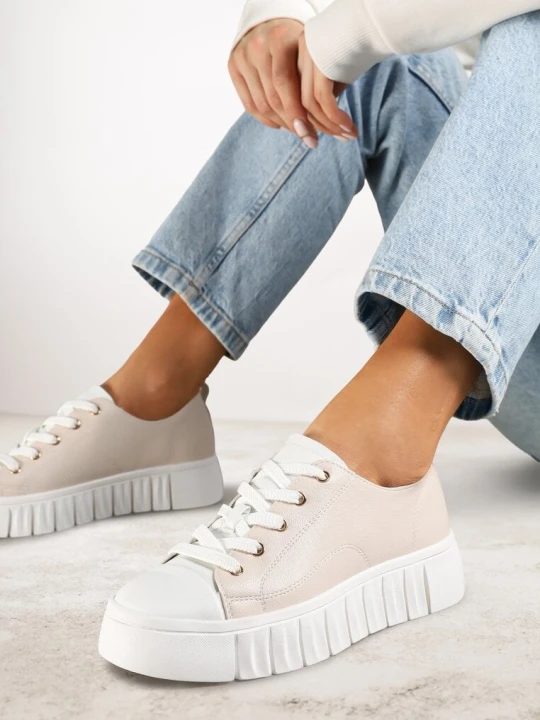 Zdjęcie produktu Beżowe Płaskie Sneakersy Vices ze Sznurowaniem Lorori