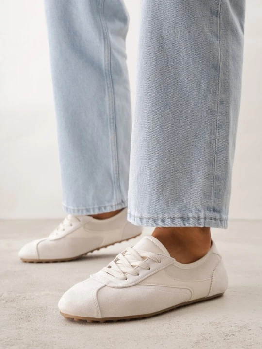 Zdjęcie produktu Beżowe Sneakersy Kultowe Tenisówki Y2K z Imitacji Zamszu Nerialle Sport