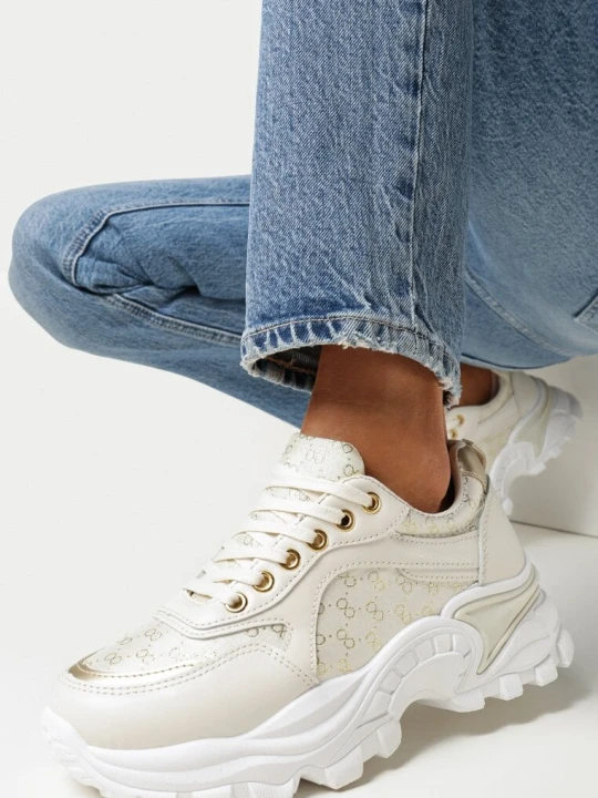 Zdjęcie produktu Beżowe Sneakersy na Grubej Podeszwie z Metaliczną Nitką Adeteia