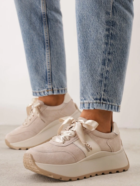 Zdjęcie produktu Beżowe Sneakersy na Grubej Podeszwie z Zamszu Naturalnego ze Skórzaną Wkładką Kanle Goodin
