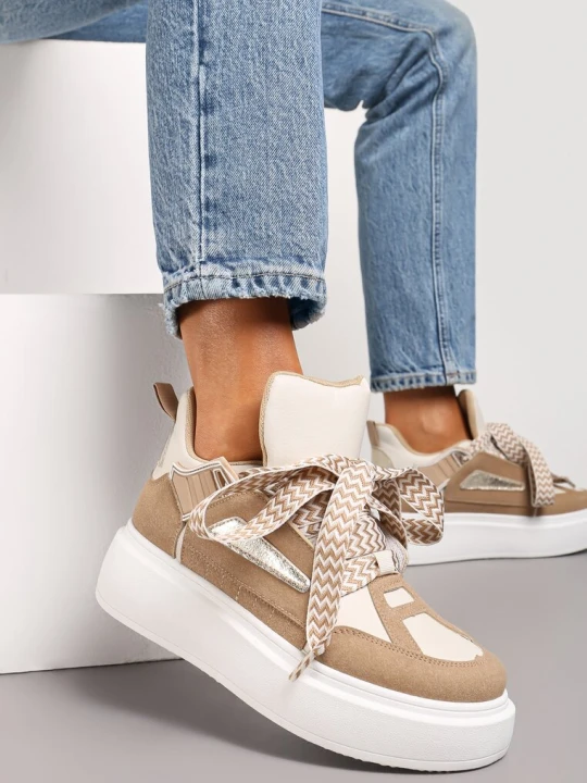 Zdjęcie produktu Beżowe Sneakersy Na Niskiej Platformie z Szerokimi Sznurówkami we Wzorek Vidira