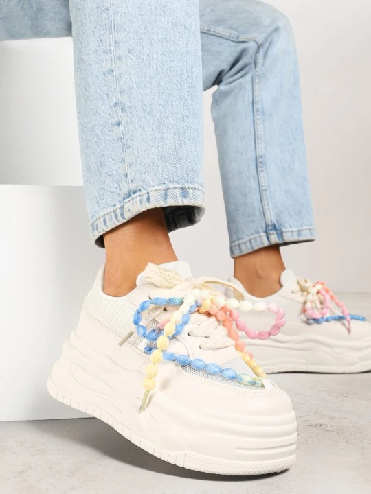 Zdjęcie produktu Beżowe Sneakersy na Platformie z Koralikami Amovanna Ideal