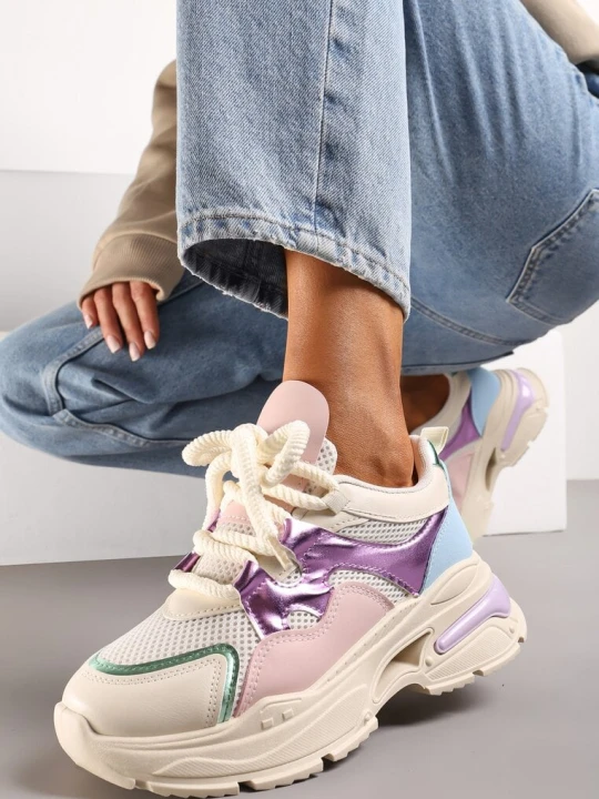 Zdjęcie produktu Beżowe Sneakersy na Platformie z Wycięciem i Grubymi Sznurówkami Bosylia