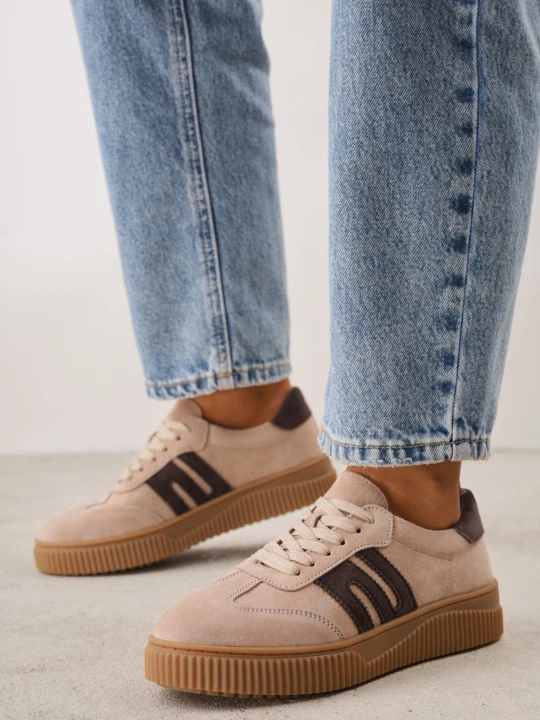 Zdjęcie produktu Beżowe Sneakersy Tenisówki ze Skóry Naturalnej z Geometrycznym Motywem Haleria Goodin