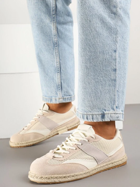 Zdjęcie produktu Beżowe Sneakersy w Stylu Klasycznych Tenisówek z Ozdobnymi Przeszyciami Emloti Ideal
