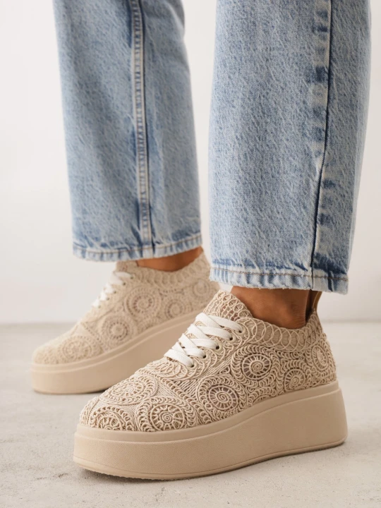 Zdjęcie produktu Beżowe Sneakersy z Plecionki na Grubej Podeszwie w Stylu Boho Dacara C'M Paris