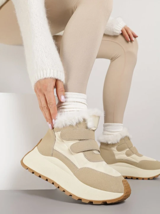 Zdjęcie produktu Beżowe Sneakersy Śniegowce Vices z Futerkiem na Platformie Zapinane na Rzep Nelosena