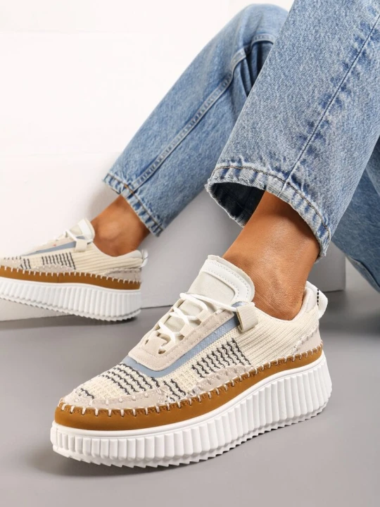 Zdjęcie produktu Beżowe Sznurowane Sneakersy na Tłoczonej Platformie Orasa
