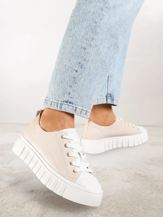 Zdjęcie produktu Beżowe Sznurowane Sneakersy Vices na Płaskiej Podeszwie Firori