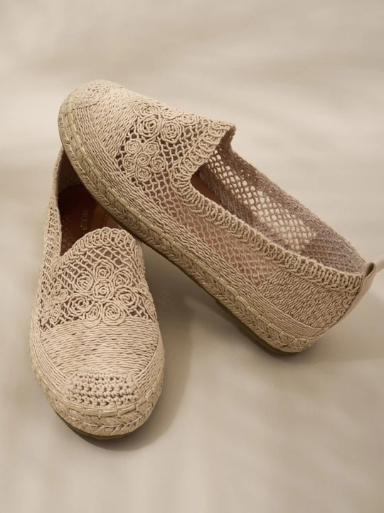 Zdjęcie produktu Beżowe Szydełkowe Espadryle Vices na Podeszwie z Plecionki Jelseli
