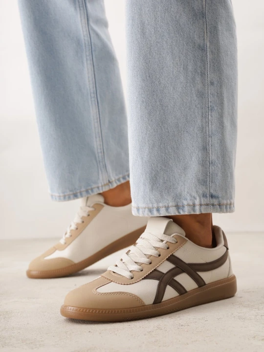 Zdjęcie produktu Beżowo-Brązowe Sneakersy na Kauczukowej Podeszwie z Geometrycznym Wzorem Sewtila Jumelle