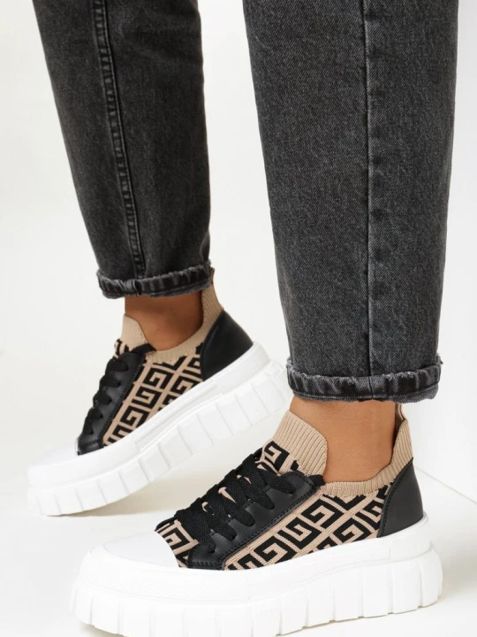Zdjęcie produktu Beżowo-Czarne Sneakersy na Platformie z Geometrycznym Wzorem Lallana