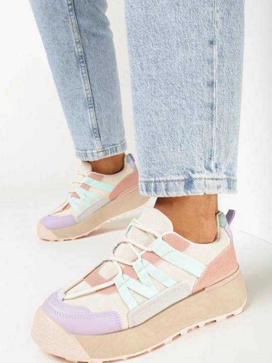 Zdjęcie produktu Beżowo-Fioletowe Sneakersy na Płaskiej Grubej Podeszwie z Imitacji Zamszu Ozdobione Wstawkami z Ekoskóry Mariatta