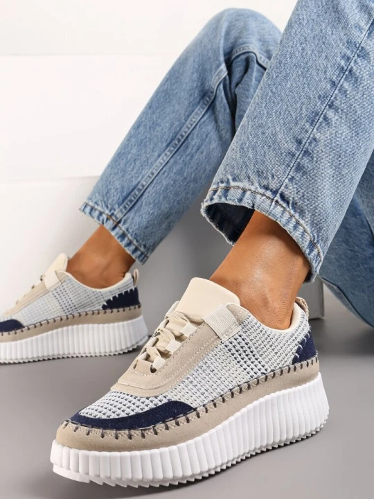 Zdjęcie produktu Beżowo-Niebieskie Sneakersy na Platformie Ozdobione Tweedowymi Wstawkami i Cyrkoniami Eganna
