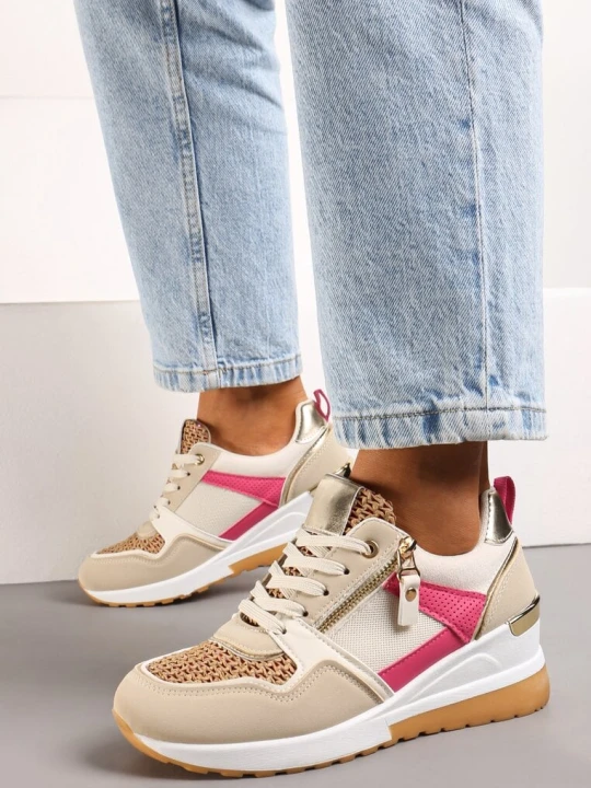 Zdjęcie produktu Beżowo-Różowe Sneakersy na Niewysokim Koturnie Ozdobione Suwakiem i Wstawkami Liorrama