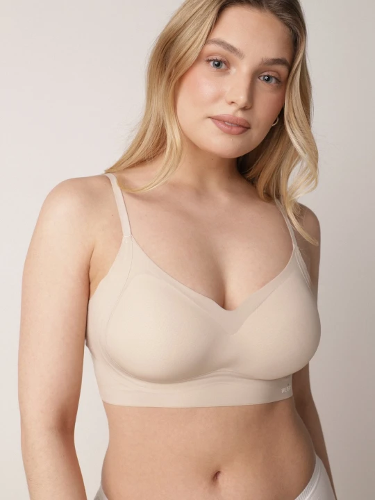 Zdjęcie produktu Beżowy Bezszwowy Biustonosz Bez Fiszbin z Elastycznego Materiału Edalith Love Magnolia
