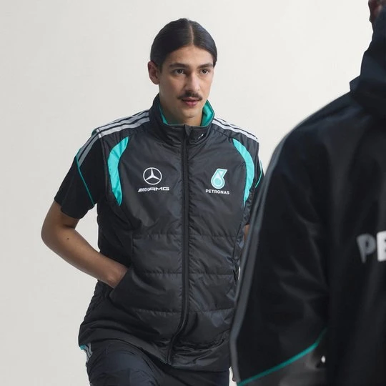 Zdjęcie produktu BEZRĘKAWNIK MERCEDES-AMG PETRONAS FORMULA 1 TEAM MECHANICS Adidas