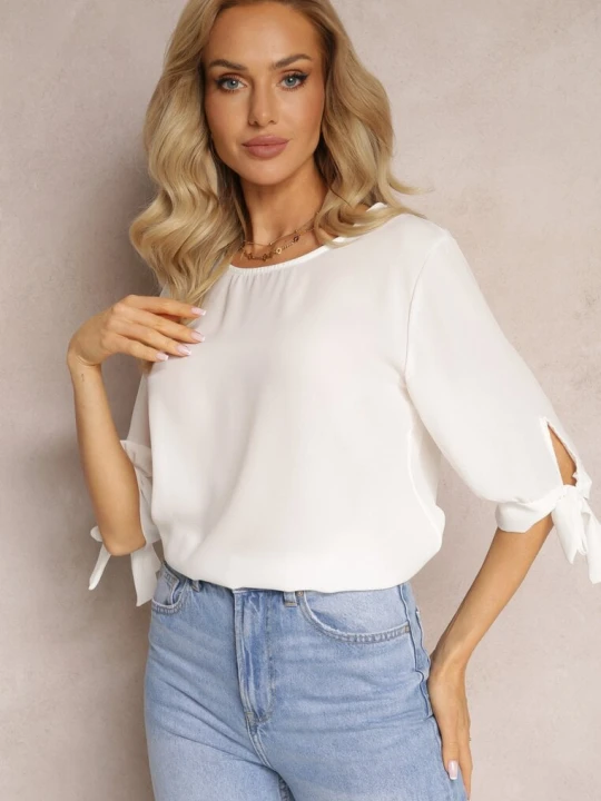 Zdjęcie produktu Biała Bluzka z Wiązaniami na Rękawach 3/4 Fildreda Lily Rose
