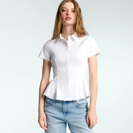 Zdjęcie produktu Biała koszula slim fit z krótkim rękawem House