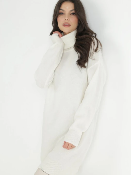 Zdjęcie produktu Biała Sukienka Wełniana Oversize z Golfem Heire By Swan