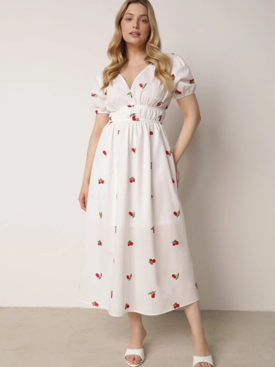 Zdjęcie produktu Biała Taliowana Bawełniana Sukienka Koktajlowa z Haftem w Wisienki i Gumką w Talii Vimelina Retro & Icone