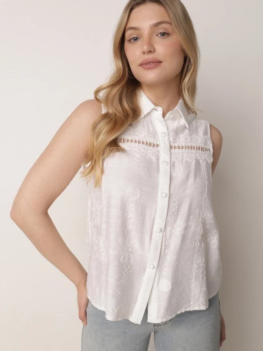 Zdjęcie produktu Biała Wiskozowa Koszula Bez Rękawów w Stylu Boho z Haftem Viviebelle Romee's