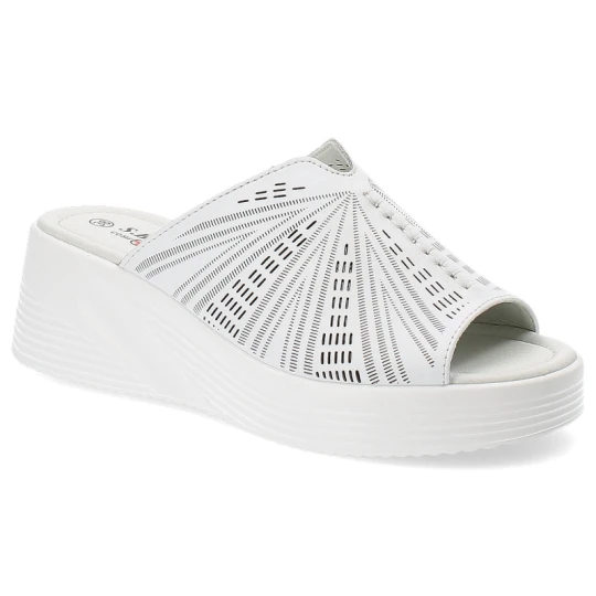 Zdjęcie produktu Białe Klapki S.Barski Stylowe Buty Damskie