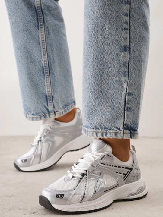 Zdjęcie produktu Białe Sneakersy Dad Shoes z Siateczkową Cholewką na Piankowej Podeszwie Anotea Mulanka