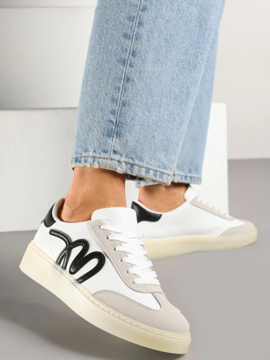 Zdjęcie produktu Białe Sneakersy Kultowe Tenisówki Zdobione Abstrakcyjną Aplikacją Fendiva Maira