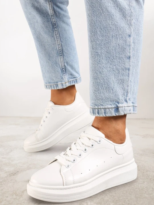 Zdjęcie produktu Białe Sneakersy na Niskiej Platformie w Klasycznym Stylu Lucid Dream Vices