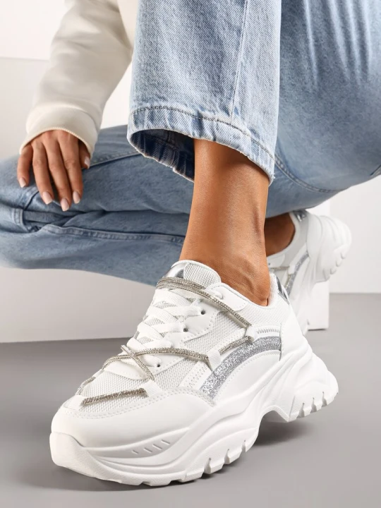 Zdjęcie produktu Białe Sneakersy na Grubej Podeszwie Ozdobione Cyrkoniami i Brokatem Klineria