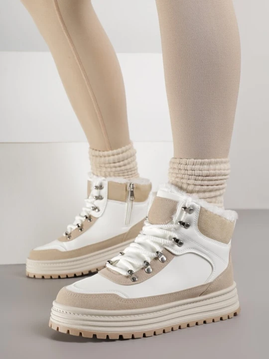 Zdjęcie produktu Białe Sneakersy na Grubej Podeszwie z Futerkiem Alweda Fashion