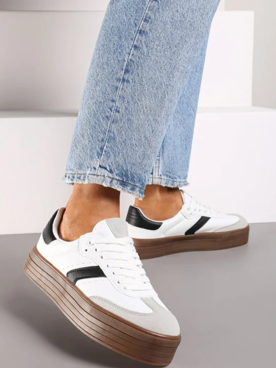 Zdjęcie produktu Białe Sneakersy na Grubej Podeszwie z Ozdobnymi Wstawkami Irithine