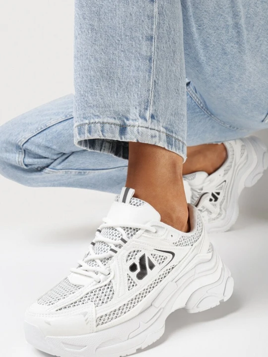 Zdjęcie produktu Białe Sneakersy na Masywnej Podeszwie z Licznymi Wstawkami Junioria