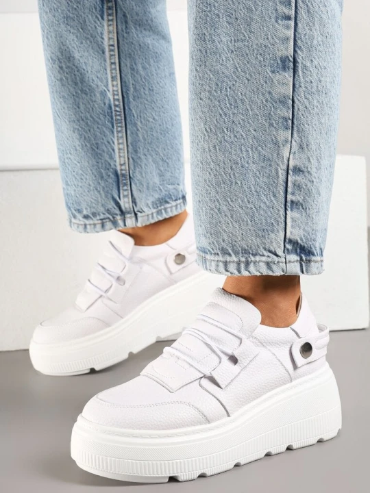 Zdjęcie produktu Białe Sneakersy na Platformie ze Skóry Naturalnej z Ozdobnym Paskiem Reselle Cambell