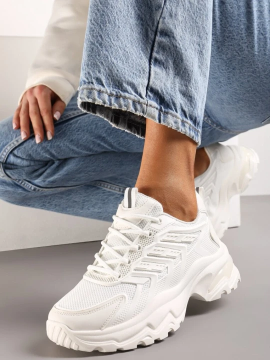Zdjęcie produktu Białe Sneakersy na Tłoczonej Podeszwie z Siateczkowymi Wstawkami Amrogia Vices
