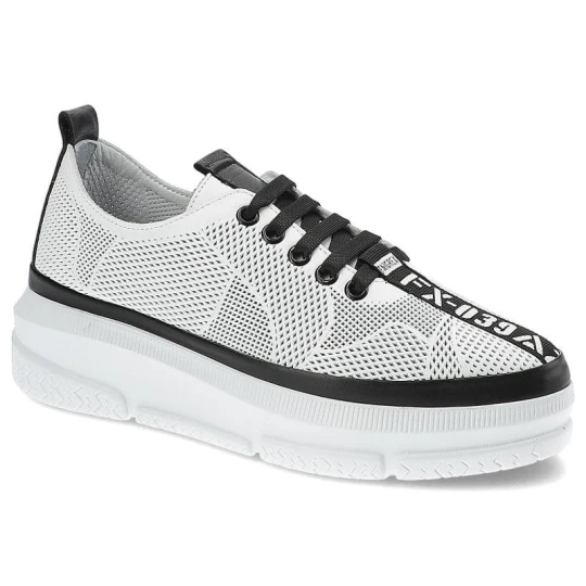Zdjęcie produktu Sneakersy damskie Ravini, przewiewna cholewka z siateczki o sportowym charakterze klasyczne sznurowanie z dekoracyjną taśmą, białe, 424-514