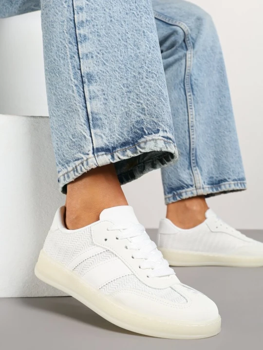 Zdjęcie produktu Białe Sneakersy Tenisówki Ozdobione Paskami Amodira C'M Paris