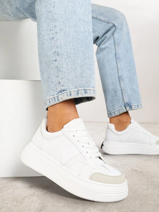 Zdjęcie produktu Białe Sneakersy Vices na Platformie z Gwiazdką Fenarra