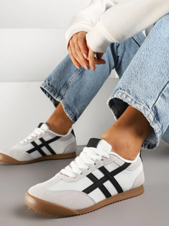 Zdjęcie produktu Biało-Czarne Sneakersy w Stylu Kultowych Tenisówek Ilissena Seastar