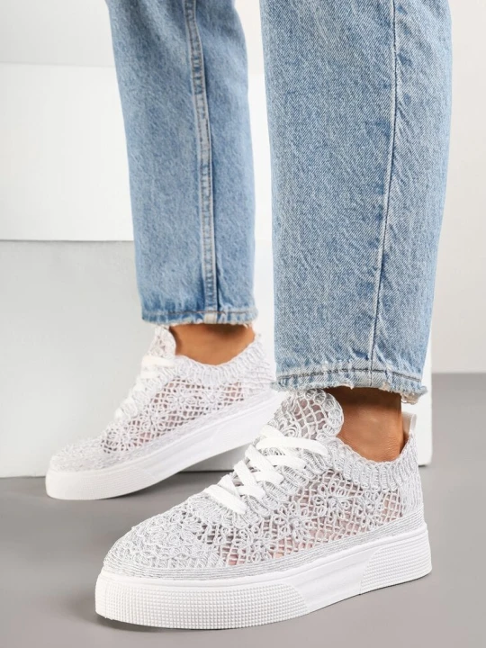 Zdjęcie produktu Białe Sneakersy z Ażurowej Koronki na Grubej Podeszwie Nanessia Marquiiz