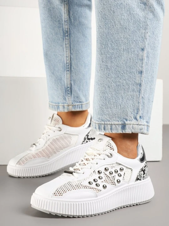 Zdjęcie produktu Białe Sneakersy z Nitami i Gwiazdą Viroti Fiori&spinc