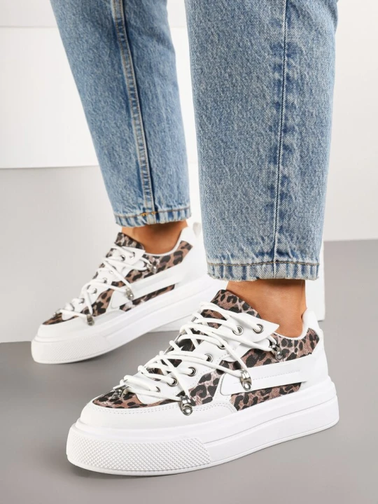 Zdjęcie produktu Białe Sneakersy z Panterkowym Wzorem Calidi